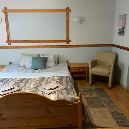 Gostinjska kuća Kuru Guest House