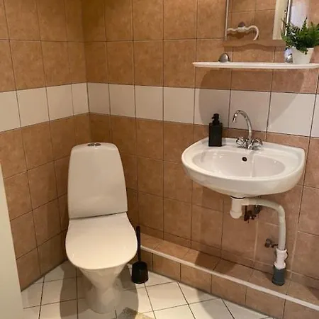 Kuru Guest House Pensión Kuru