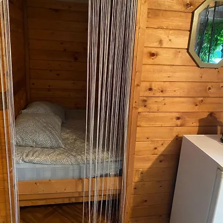 Kuru Guest House Pensión