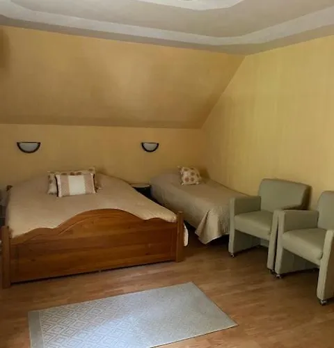 Gostinjska kuća Kuru Guest House *