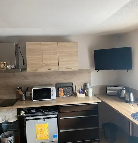 Kuru Guest House Gostinjska kuća