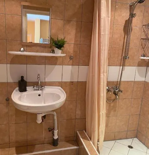 Gostinjska kuća Kuru Guest House Kuru